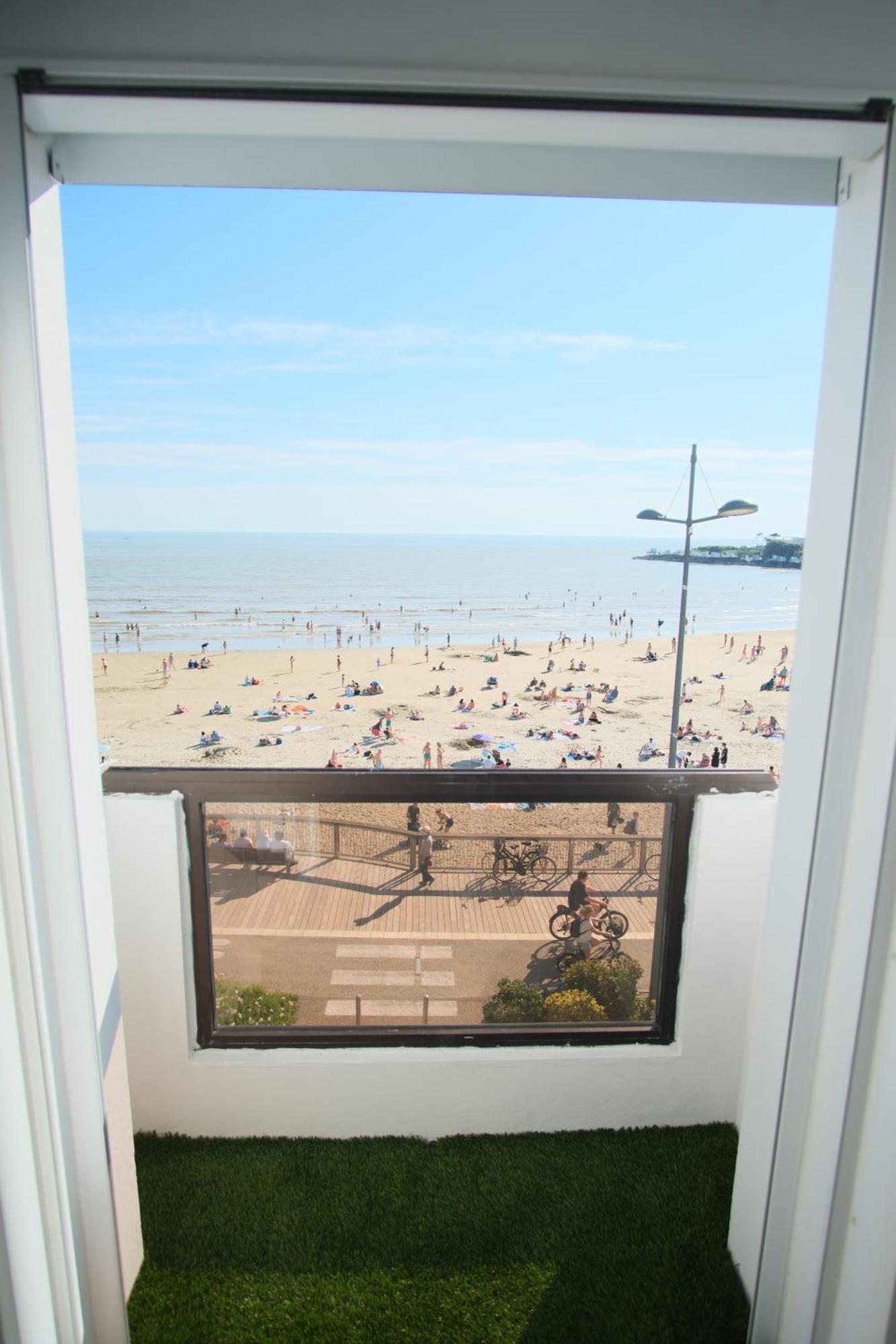 Appartement Avec Balcons Vue Mer A Pontaillac Royan Bagian luar foto