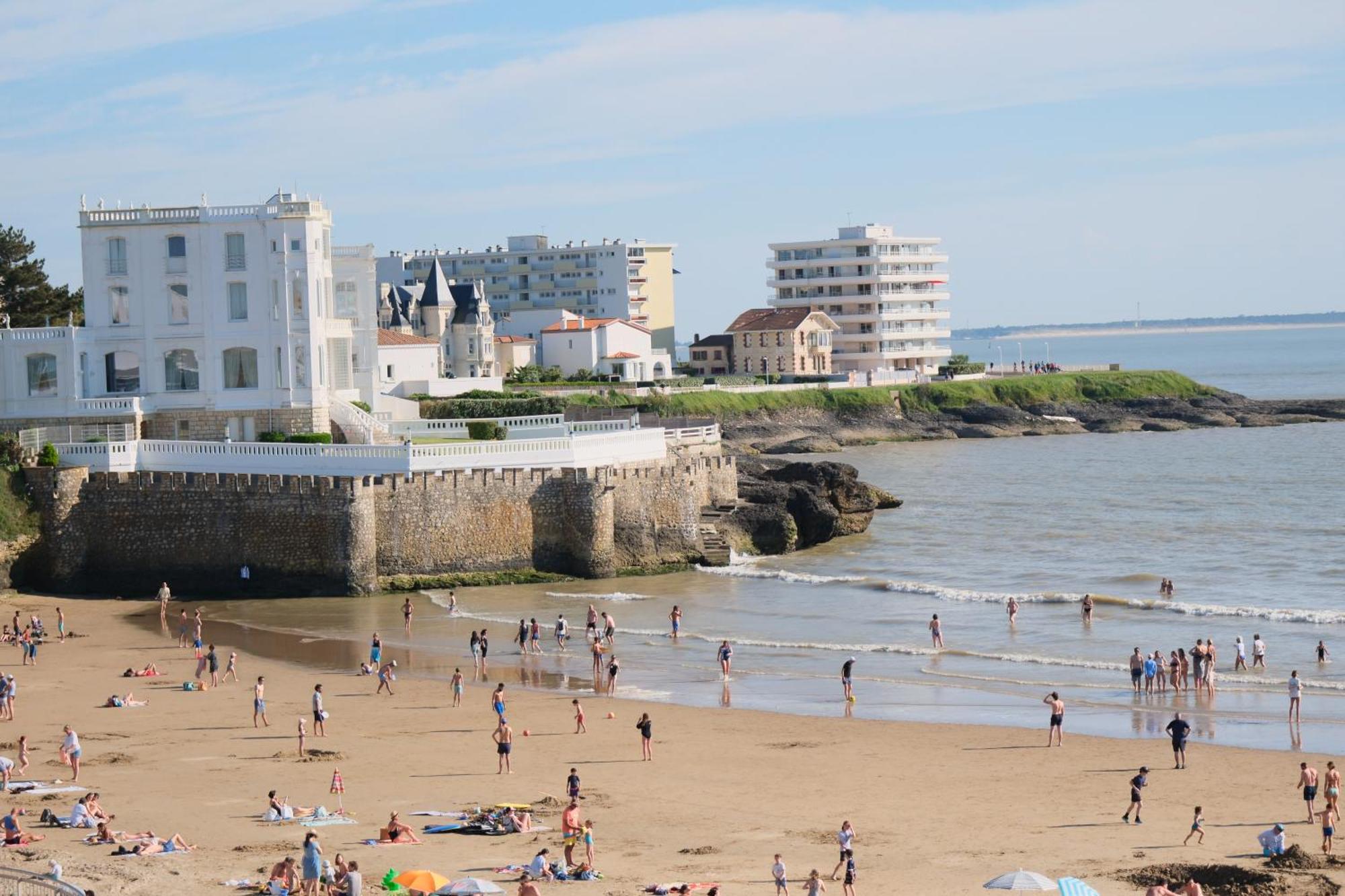 Appartement Avec Balcons Vue Mer A Pontaillac Royan Bagian luar foto